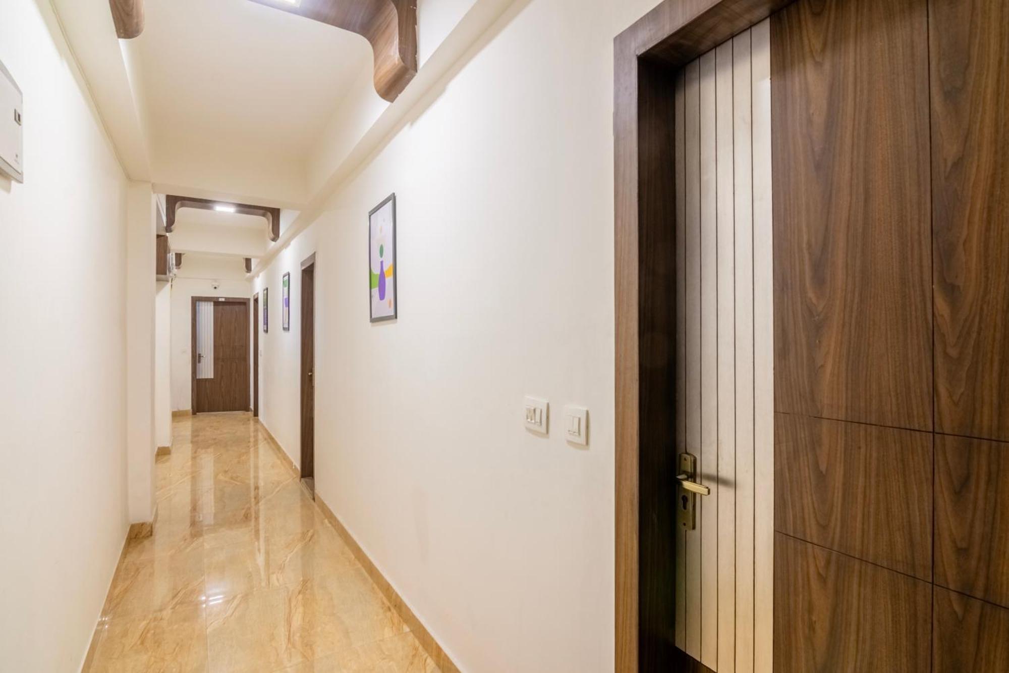 Treebo Petals Banquet & Suites - Calcutta Buitenkant foto